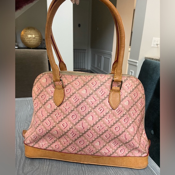Dooney & Bourke crossword Purse Alma dome - Picture 3 of 9